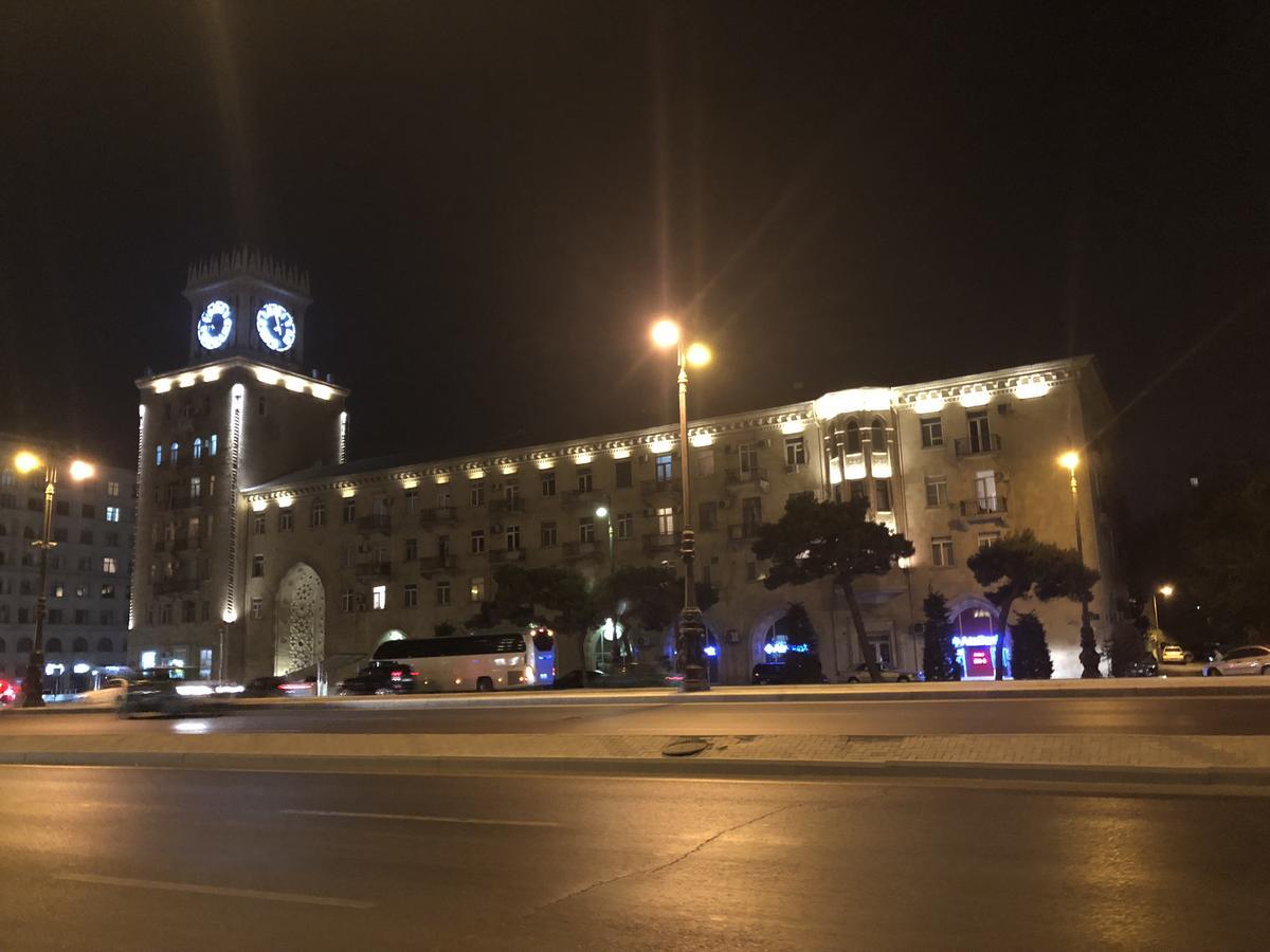 Clock Tower Apartment In באקו מראה חיצוני תמונה